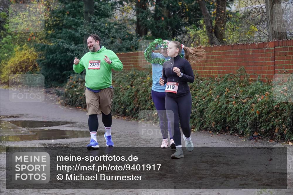 07.12.2025 - St. Pauli X-Mass-Run No. 15 Michael Burmester http://msf.ph/oto/9401917 07.12.2025 10:30:02 Laufen 2329, 319 meine-sportfotos.de