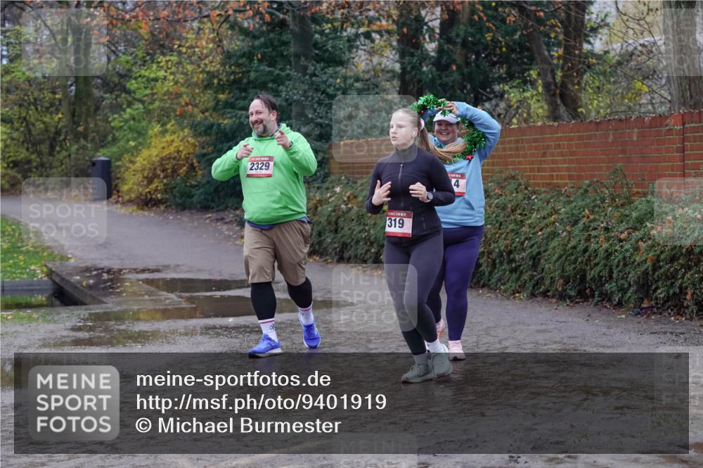 07.12.2025 - St. Pauli X-Mass-Run No. 15 Michael Burmester http://msf.ph/oto/9401919 07.12.2025 10:30:03 Laufen 2329, 319, 4 meine-sportfotos.de