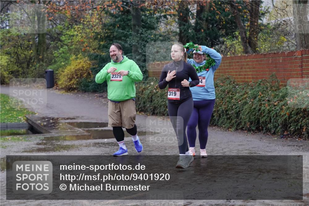 07.12.2025 - St. Pauli X-Mass-Run No. 15 Michael Burmester http://msf.ph/oto/9401920 07.12.2025 10:30:03 Laufen 2329, 319 meine-sportfotos.de