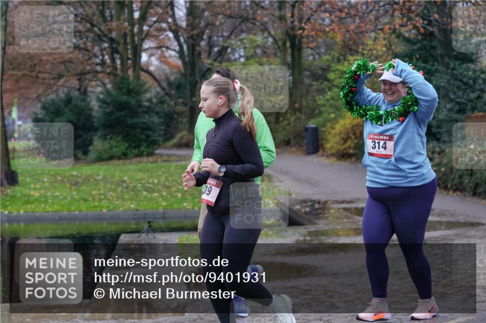 07.12.2025 - St. Pauli X-Mass-Run No. 15 Michael Burmester http://msf.ph/oto/9401931 07.12.2025 10:30:05 Laufen 19, 15, 314 meine-sportfotos.de
