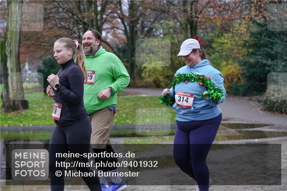 07.12.2025 - St. Pauli X-Mass-Run No. 15 Michael Burmester http://msf.ph/oto/9401932 07.12.2025 10:30:06 Laufen 19, 29, 15, 314 meine-sportfotos.de