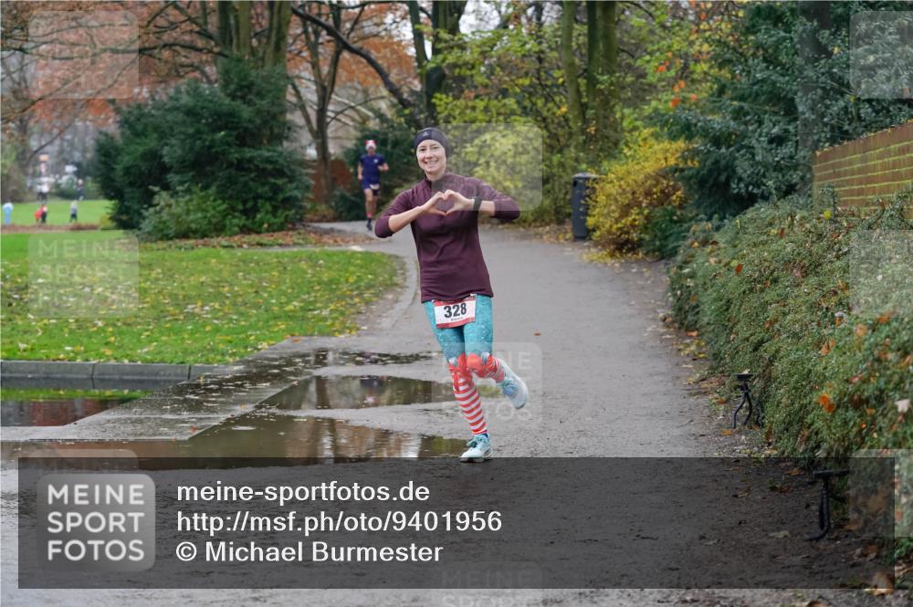 07.12.2025 - St. Pauli X-Mass-Run No. 15 Michael Burmester http://msf.ph/oto/9401956 07.12.2025 10:38:10 Laufen 328 meine-sportfotos.de