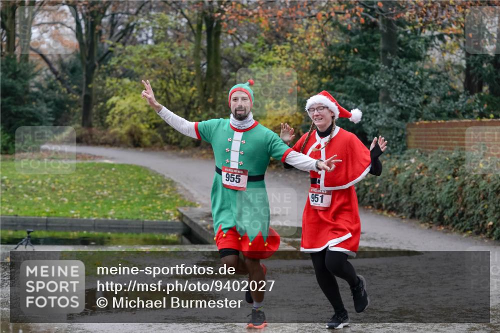 07.12.2025 - St. Pauli X-Mass-Run No. 15 Michael Burmester http://msf.ph/oto/9402027 07.12.2025 10:39:19 Laufen 15, 955, 951 meine-sportfotos.de