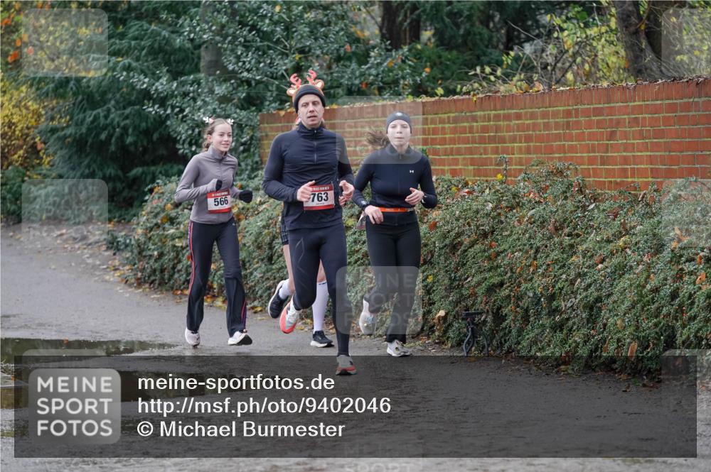07.12.2025 - St. Pauli X-Mass-Run No. 15 Michael Burmester http://msf.ph/oto/9402046 07.12.2025 10:40:08 Laufen 566, 763 meine-sportfotos.de