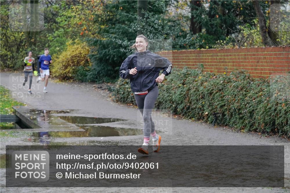 07.12.2025 - St. Pauli X-Mass-Run No. 15 Michael Burmester http://msf.ph/oto/9402061 07.12.2025 10:40:15 Laufen  meine-sportfotos.de