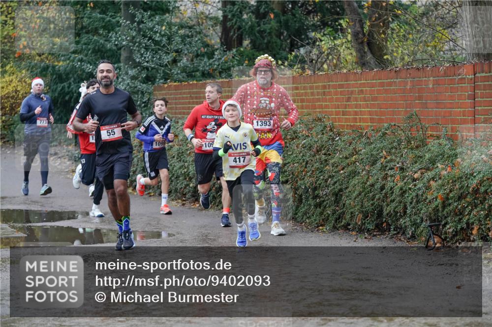 07.12.2025 - St. Pauli X-Mass-Run No. 15 Michael Burmester http://msf.ph/oto/9402093 07.12.2025 10:40:29 Laufen 773, 55, 1099, 1393, 109, 417 meine-sportfotos.de
