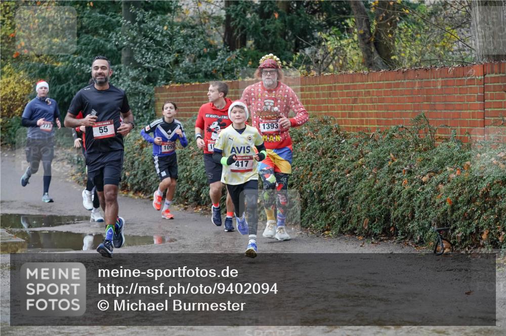 07.12.2025 - St. Pauli X-Mass-Run No. 15 Michael Burmester http://msf.ph/oto/9402094 07.12.2025 10:40:29 Laufen 773, 55, 1099, 1393, 417 meine-sportfotos.de