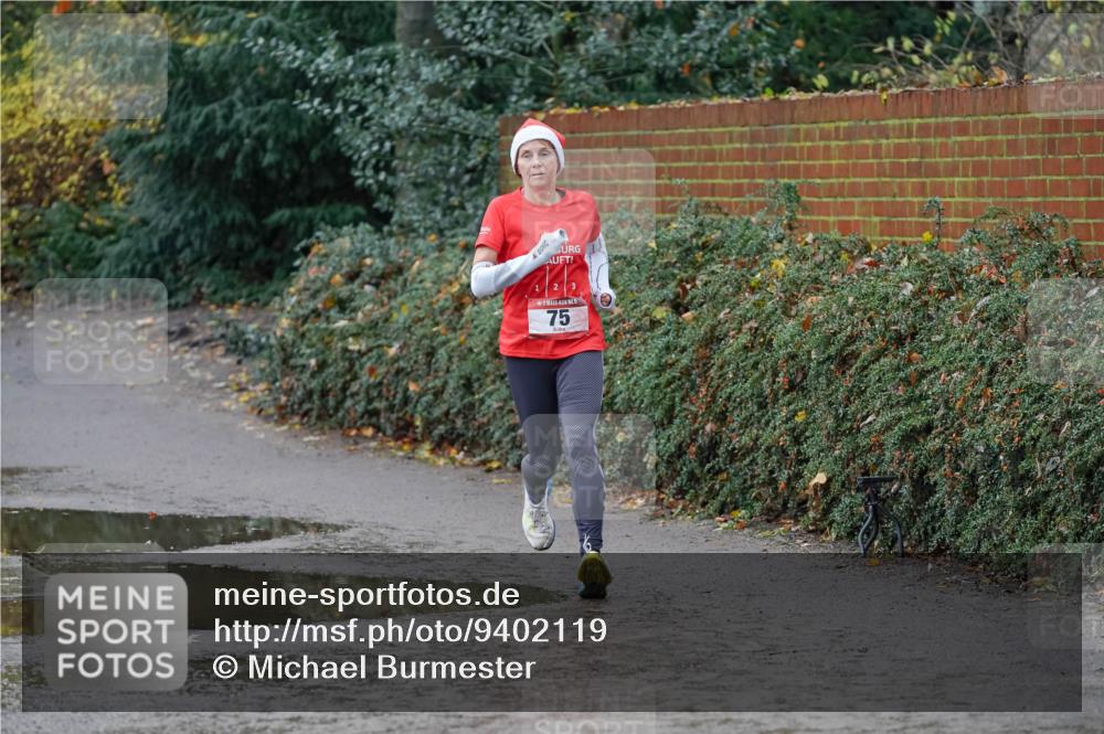 07.12.2025 - St. Pauli X-Mass-Run No. 15 Michael Burmester http://msf.ph/oto/9402119 07.12.2025 10:40:40 Laufen 75 meine-sportfotos.de