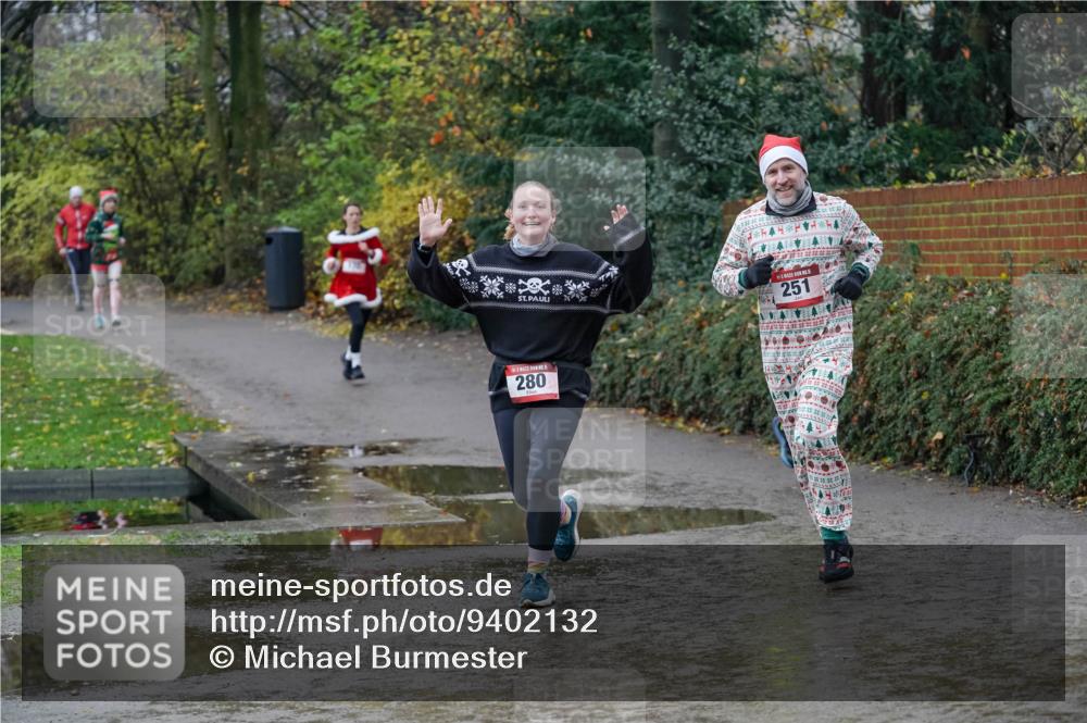 07.12.2025 - St. Pauli X-Mass-Run No. 15 Michael Burmester http://msf.ph/oto/9402132 07.12.2025 10:40:47 Laufen 251, 280 meine-sportfotos.de