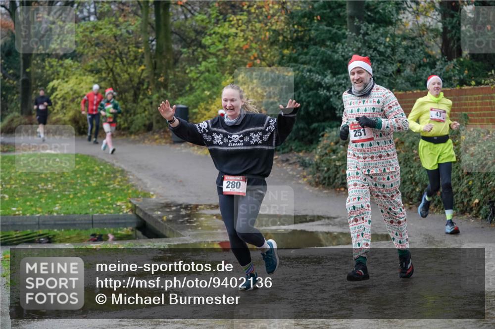 07.12.2025 - St. Pauli X-Mass-Run No. 15 Michael Burmester http://msf.ph/oto/9402136 07.12.2025 10:40:47 Laufen 251, 43, 280 meine-sportfotos.de