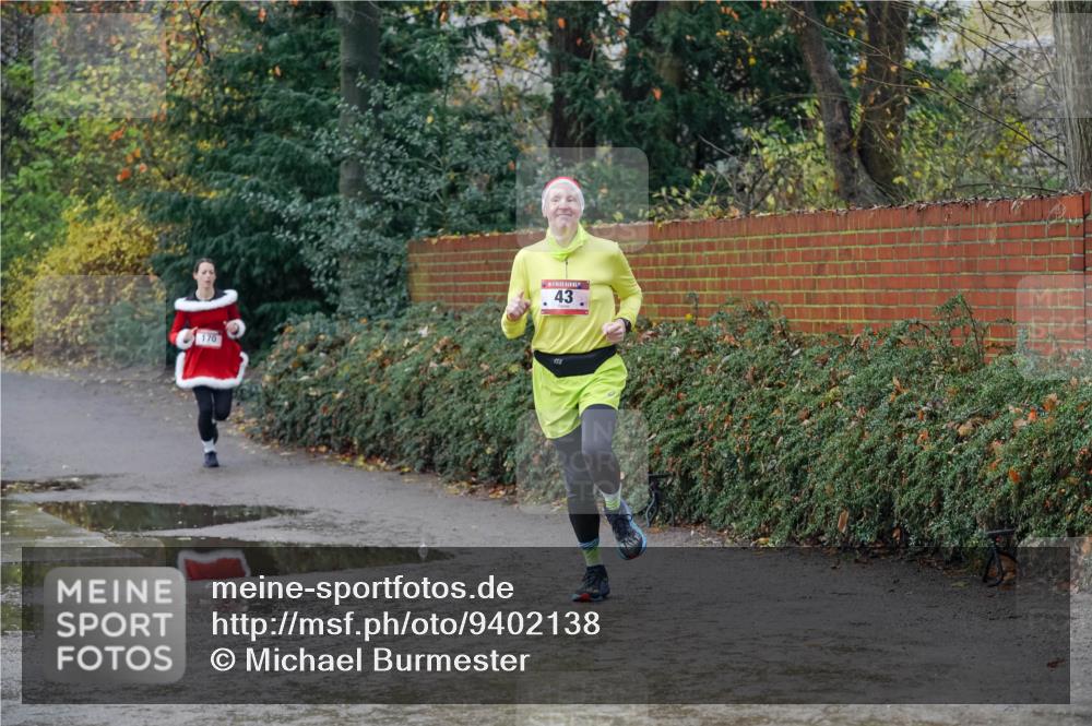 07.12.2025 - St. Pauli X-Mass-Run No. 15 Michael Burmester http://msf.ph/oto/9402138 07.12.2025 10:40:48 Laufen  meine-sportfotos.de