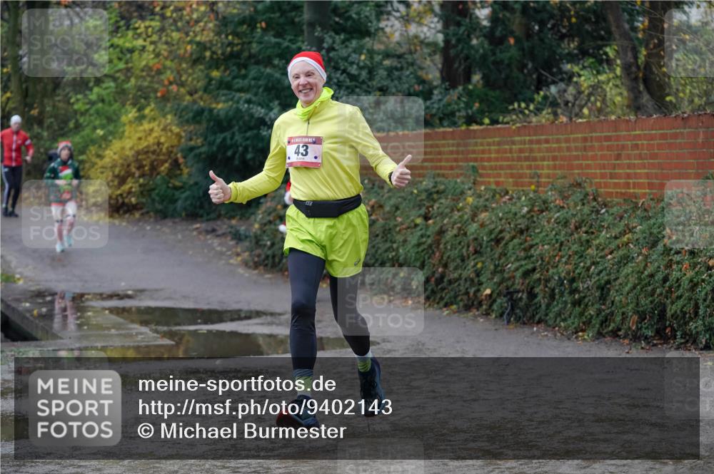 07.12.2025 - St. Pauli X-Mass-Run No. 15 Michael Burmester http://msf.ph/oto/9402143 07.12.2025 10:40:49 Laufen 43 meine-sportfotos.de