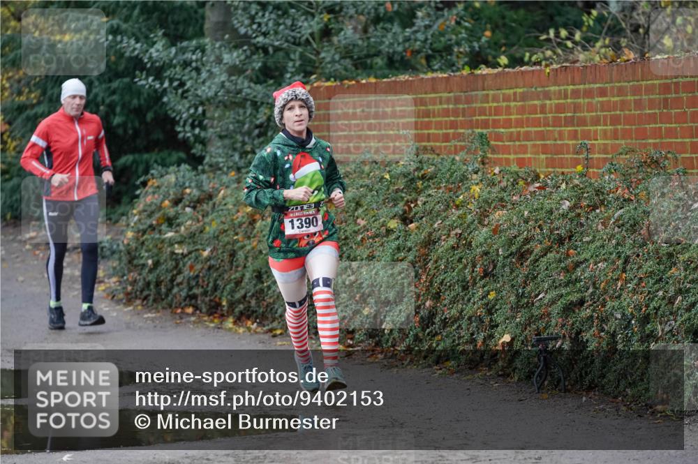 07.12.2025 - St. Pauli X-Mass-Run No. 15 Michael Burmester http://msf.ph/oto/9402153 07.12.2025 10:40:54 Laufen 1390 meine-sportfotos.de