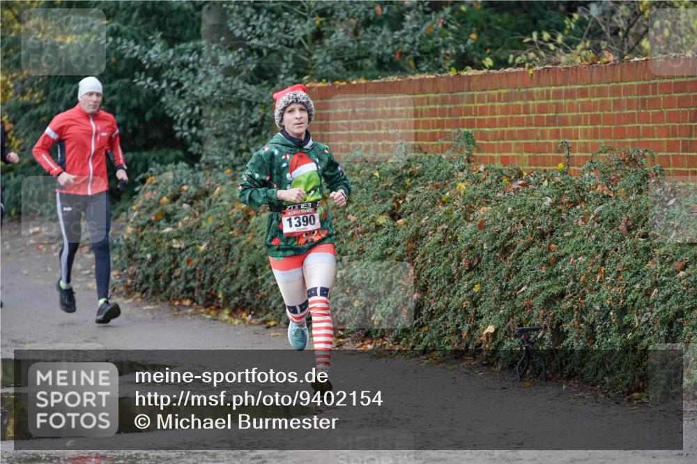 07.12.2025 - St. Pauli X-Mass-Run No. 15 Michael Burmester http://msf.ph/oto/9402154 07.12.2025 10:40:54 Laufen 1390 meine-sportfotos.de
