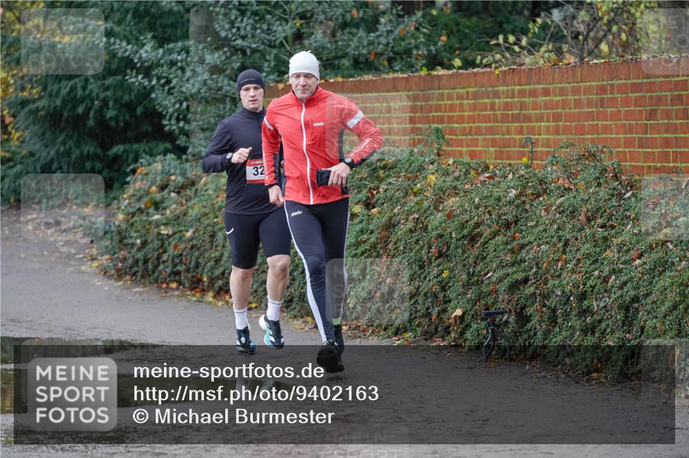 07.12.2025 - St. Pauli X-Mass-Run No. 15 Michael Burmester http://msf.ph/oto/9402163 07.12.2025 10:40:56 Laufen 32 meine-sportfotos.de