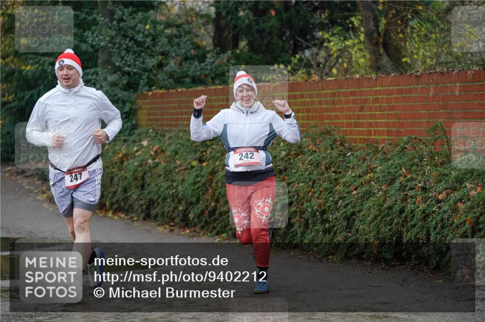 07.12.2025 - St. Pauli X-Mass-Run No. 15 Michael Burmester http://msf.ph/oto/9402212 07.12.2025 10:41:29 Laufen 247, 242 meine-sportfotos.de