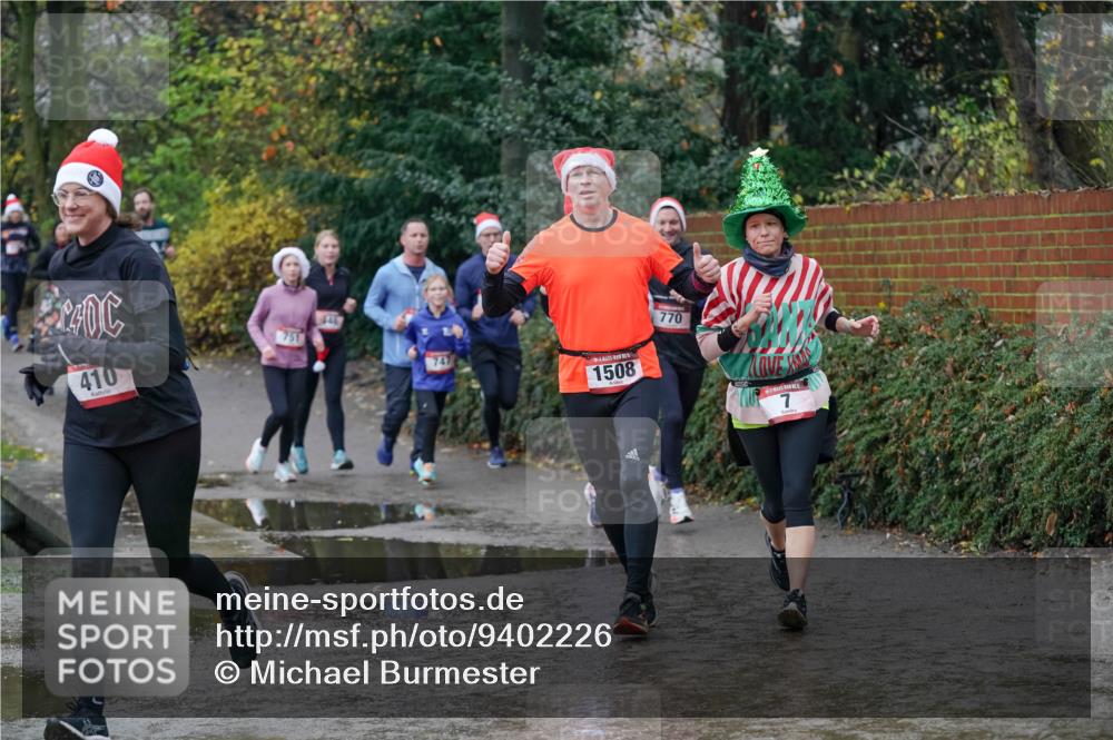 07.12.2025 - St. Pauli X-Mass-Run No. 15 Michael Burmester http://msf.ph/oto/9402226 07.12.2025 10:41:36 Laufen 410, 751, 747, 1508, 770 meine-sportfotos.de