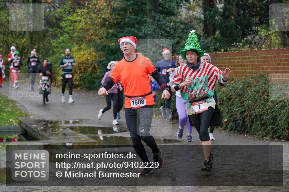 07.12.2025 - St. Pauli X-Mass-Run No. 15 Michael Burmester http://msf.ph/oto/9402229 07.12.2025 10:41:36 Laufen 1508 meine-sportfotos.de