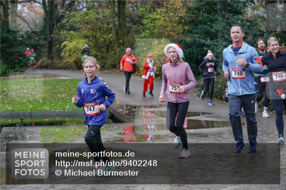 07.12.2025 - St. Pauli X-Mass-Run No. 15 Michael Burmester http://msf.ph/oto/9402248 07.12.2025 10:41:41 Laufen 747, 15, 75, 749, 25, 746 meine-sportfotos.de