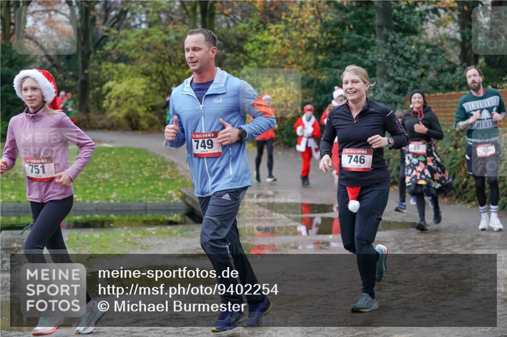 07.12.2025 - St. Pauli X-Mass-Run No. 15 Michael Burmester http://msf.ph/oto/9402254 07.12.2025 10:41:42 Laufen 15, 751, 15, 749, 15, 746, 20 meine-sportfotos.de
