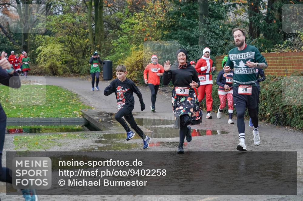 07.12.2025 - St. Pauli X-Mass-Run No. 15 Michael Burmester http://msf.ph/oto/9402258 07.12.2025 10:41:43 Laufen 202, 1482, 20, 985, 135, 25 meine-sportfotos.de