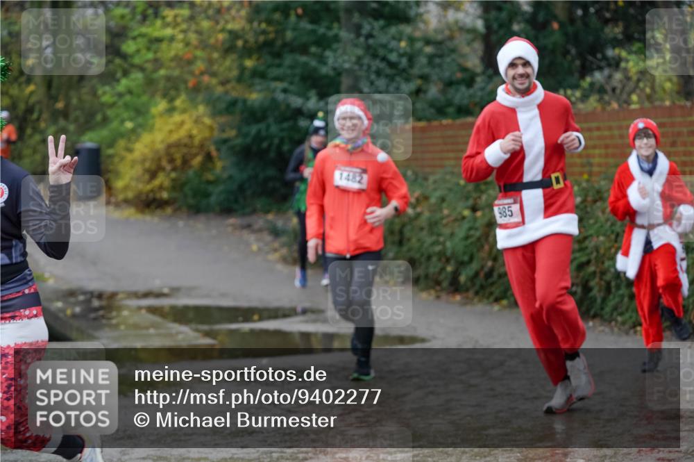 07.12.2025 - St. Pauli X-Mass-Run No. 15 Michael Burmester http://msf.ph/oto/9402277 07.12.2025 10:41:48 Laufen 1482, 985 meine-sportfotos.de