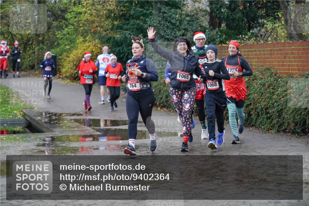 07.12.2025 - St. Pauli X-Mass-Run No. 15 Michael Burmester http://msf.ph/oto/9402364 07.12.2025 10:42:20 Laufen 1411, 1212, 764, 1065, 1783, 1068 meine-sportfotos.de