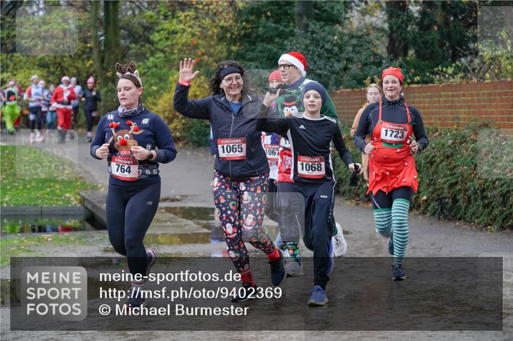07.12.2025 - St. Pauli X-Mass-Run No. 15 Michael Burmester http://msf.ph/oto/9402369 07.12.2025 10:42:21 Laufen 15, 764, 15, 1065, 1067, 1068, 5, 1723 meine-sportfotos.de