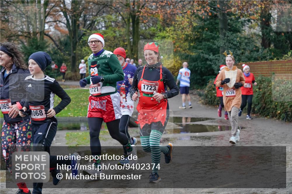 07.12.2025 - St. Pauli X-Mass-Run No. 15 Michael Burmester http://msf.ph/oto/9402374 07.12.2025 10:42:22 Laufen 065, 1068, 1721, 15, 1723, 1139 meine-sportfotos.de