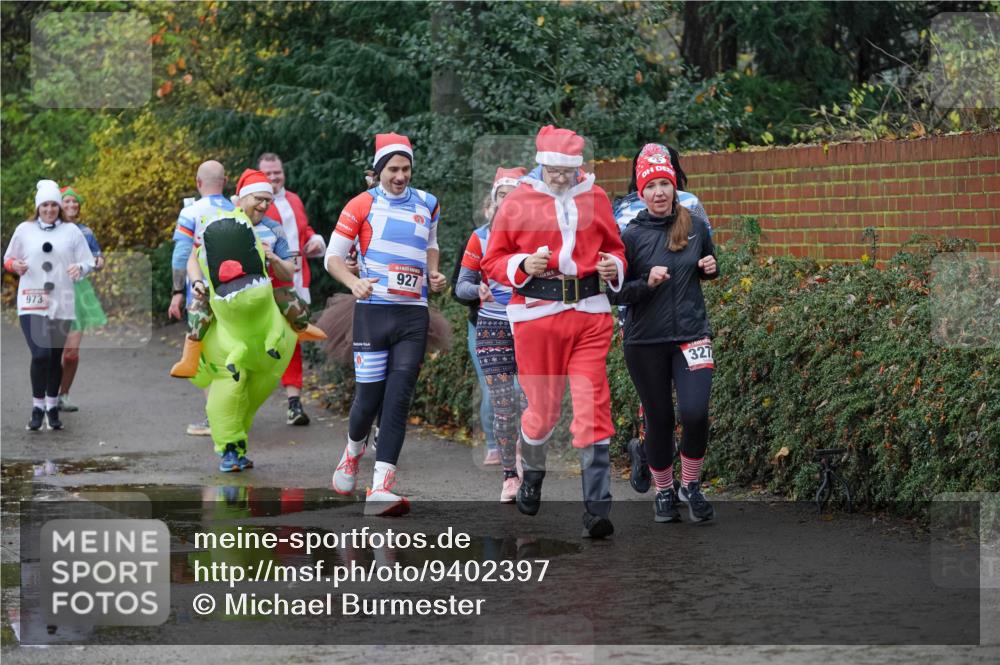 07.12.2025 - St. Pauli X-Mass-Run No. 15 Michael Burmester http://msf.ph/oto/9402397 07.12.2025 10:42:30 Laufen 973, 927, 327 meine-sportfotos.de