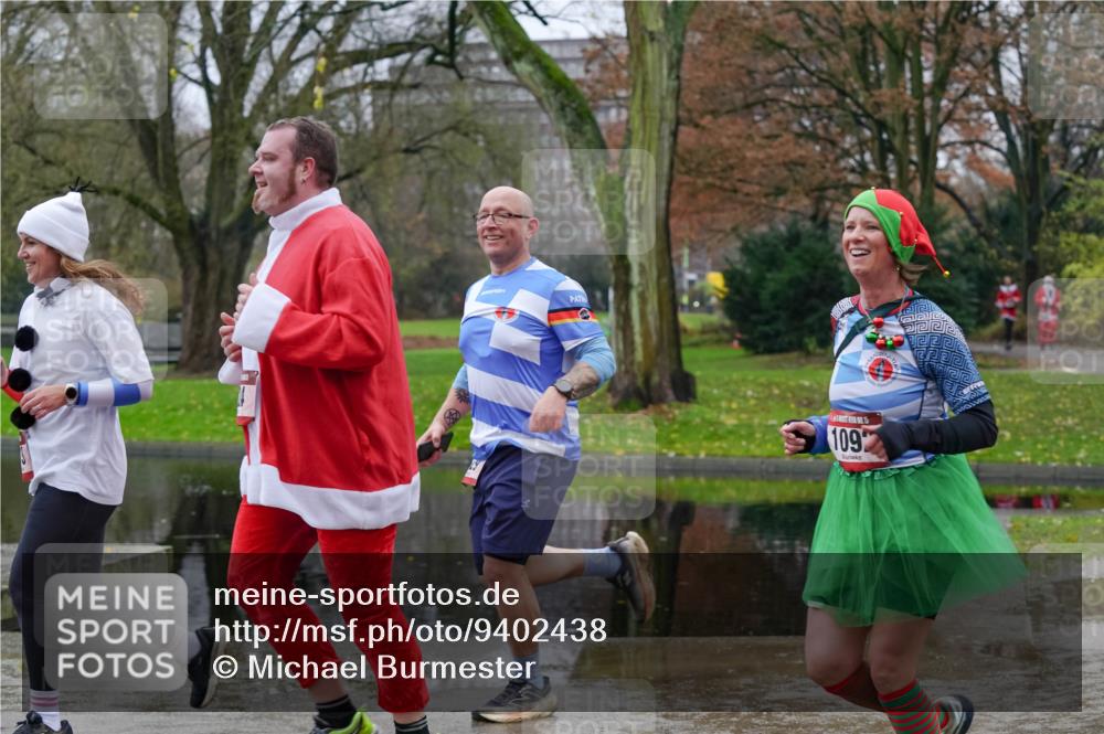 07.12.2025 - St. Pauli X-Mass-Run No. 15 Michael Burmester http://msf.ph/oto/9402438 07.12.2025 10:42:39 Laufen 109 meine-sportfotos.de