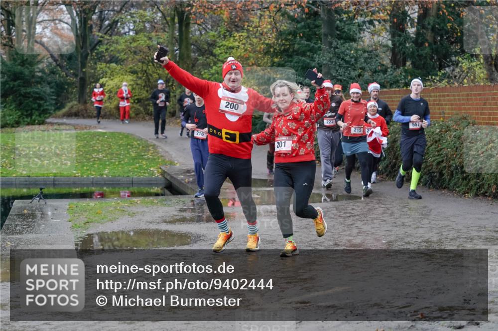 07.12.2025 - St. Pauli X-Mass-Run No. 15 Michael Burmester http://msf.ph/oto/9402444 07.12.2025 10:42:41 Laufen 216, 000, 200, 201, 222, 557, 215 meine-sportfotos.de
