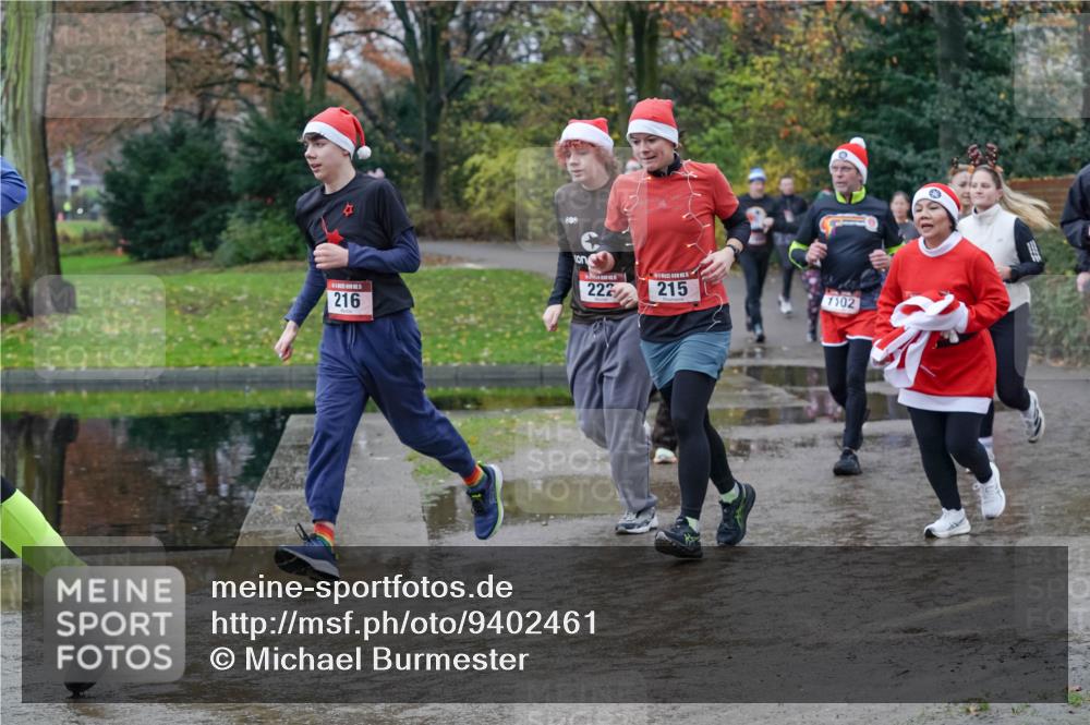 07.12.2025 - St. Pauli X-Mass-Run No. 15 Michael Burmester http://msf.ph/oto/9402461 07.12.2025 10:42:45 Laufen 216, 609, 222, 215, 7102 meine-sportfotos.de