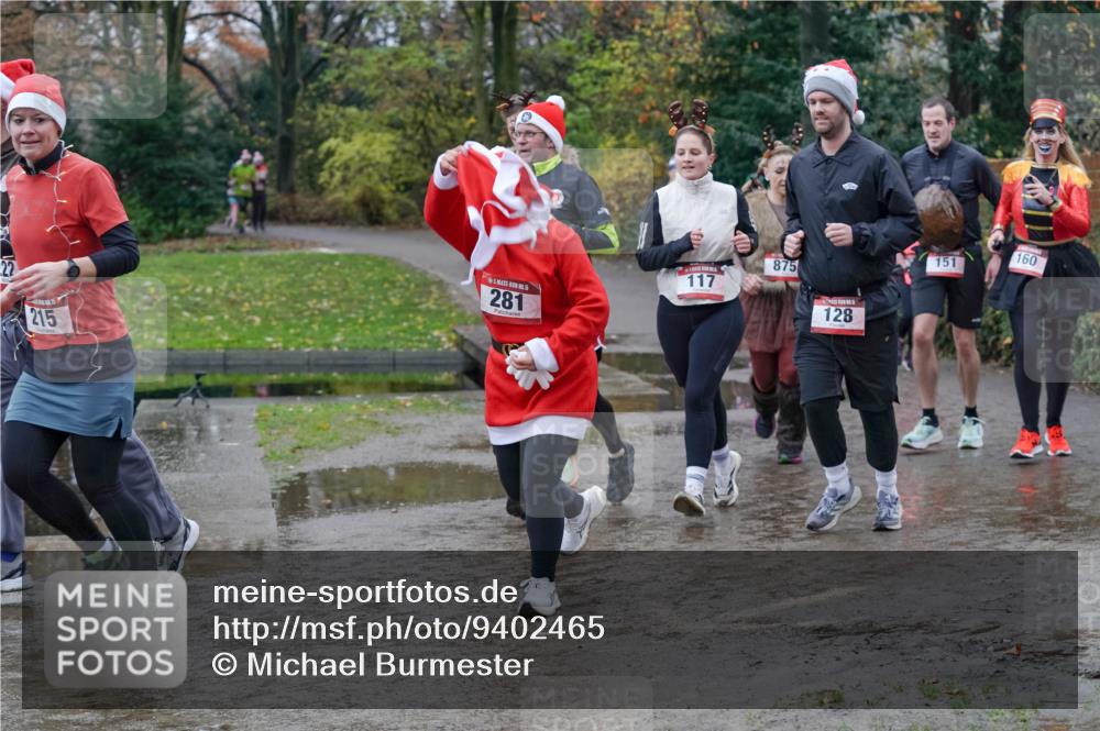 07.12.2025 - St. Pauli X-Mass-Run No. 15 Michael Burmester http://msf.ph/oto/9402465 07.12.2025 10:42:46 Laufen 22, 15, 281, 215, 117, 875, 128, 151, 160 meine-sportfotos.de