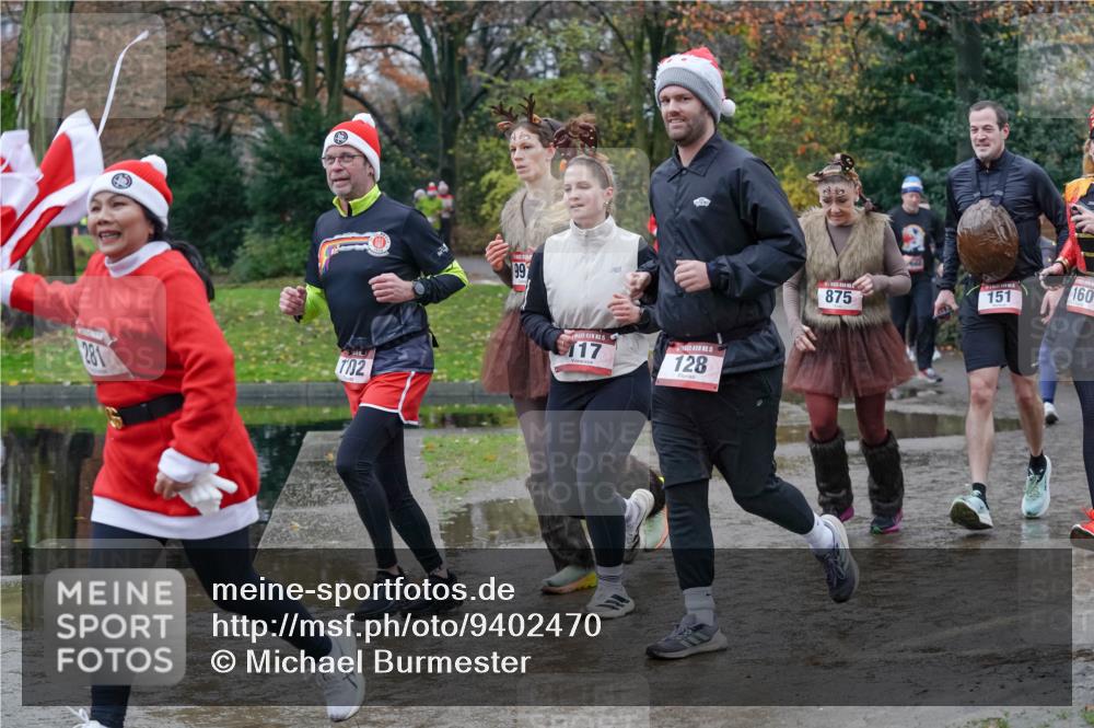 07.12.2025 - St. Pauli X-Mass-Run No. 15 Michael Burmester http://msf.ph/oto/9402470 07.12.2025 10:42:47 Laufen 702, 281, 199, 15, 117, 15, 128, 151, 160, 875 meine-sportfotos.de