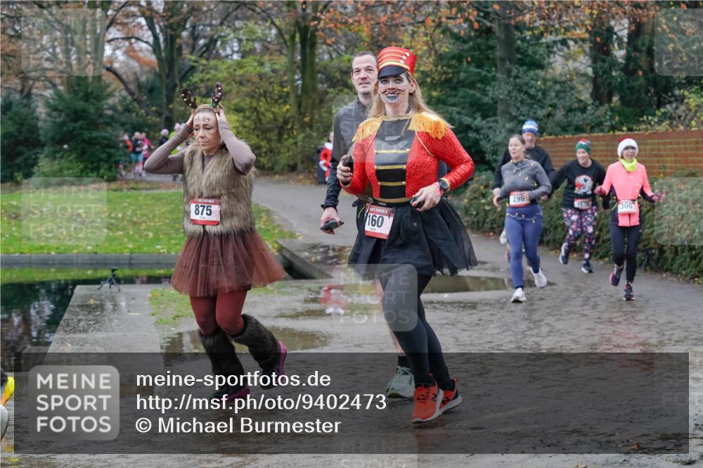 07.12.2025 - St. Pauli X-Mass-Run No. 15 Michael Burmester http://msf.ph/oto/9402473 07.12.2025 10:42:48 Laufen 875, 15, 160, 298, 300 meine-sportfotos.de