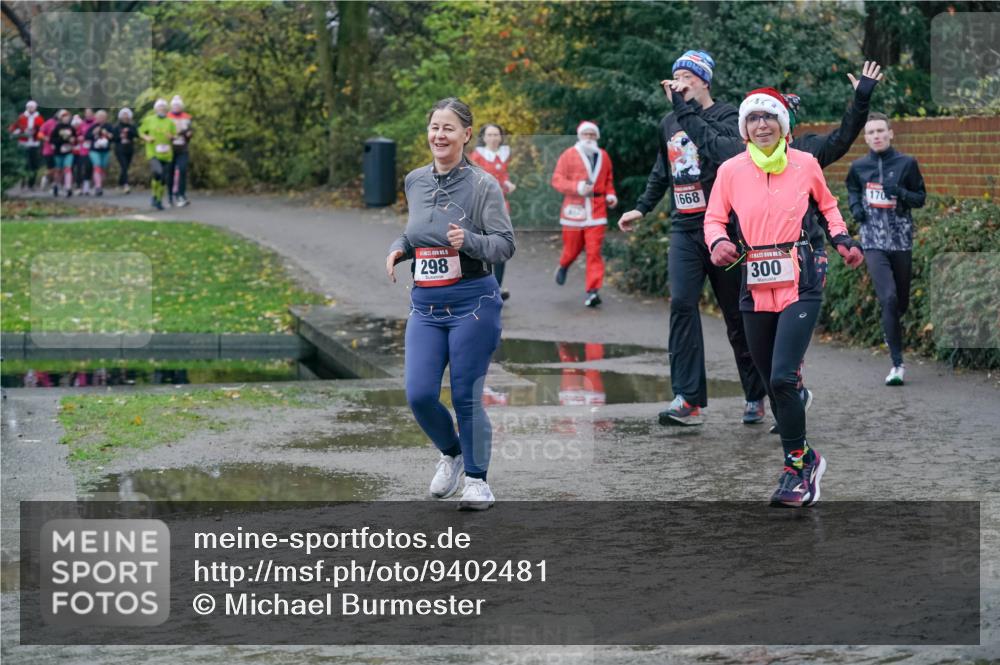 07.12.2025 - St. Pauli X-Mass-Run No. 15 Michael Burmester http://msf.ph/oto/9402481 07.12.2025 10:42:50 Laufen 298, 1668, 300, 170 meine-sportfotos.de