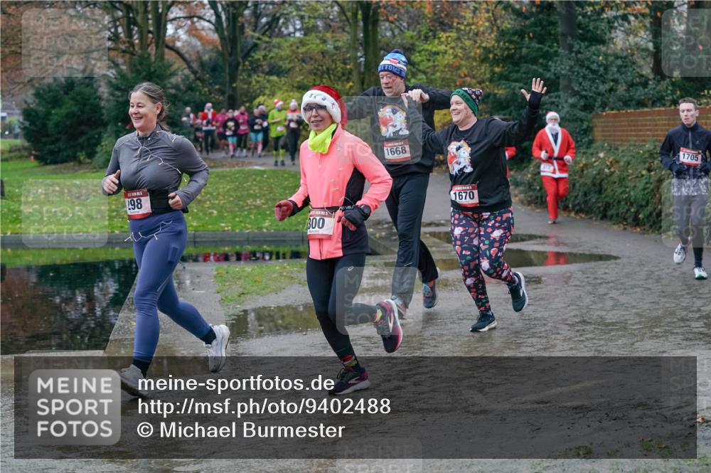 07.12.2025 - St. Pauli X-Mass-Run No. 15 Michael Burmester http://msf.ph/oto/9402488 07.12.2025 10:42:51 Laufen 98, 15, 300, 1668, 1670, 1705 meine-sportfotos.de