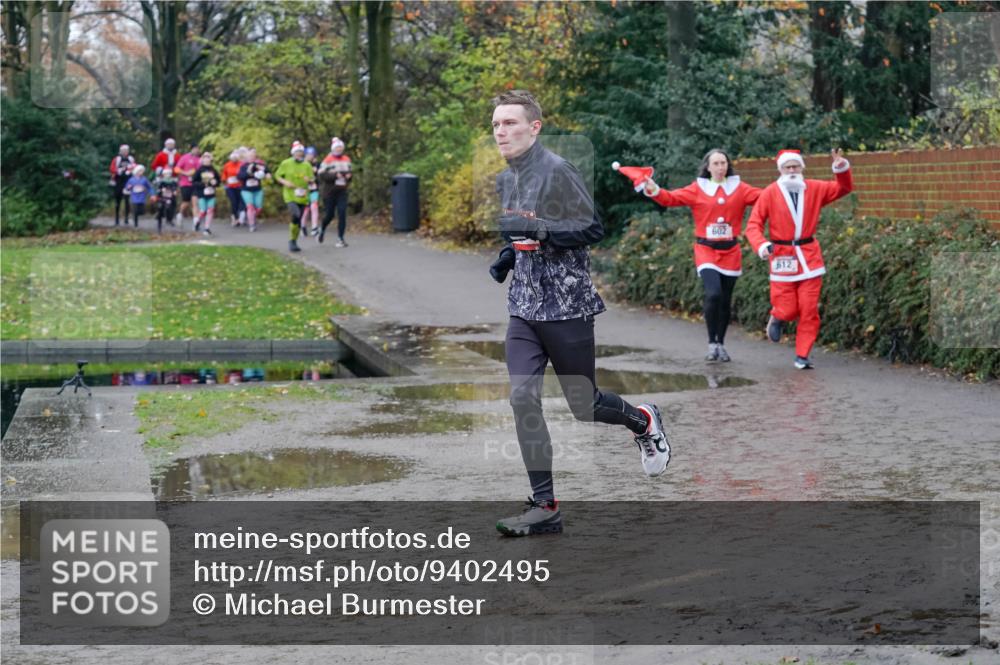 07.12.2025 - St. Pauli X-Mass-Run No. 15 Michael Burmester http://msf.ph/oto/9402495 07.12.2025 10:42:53 Laufen 602, 612 meine-sportfotos.de