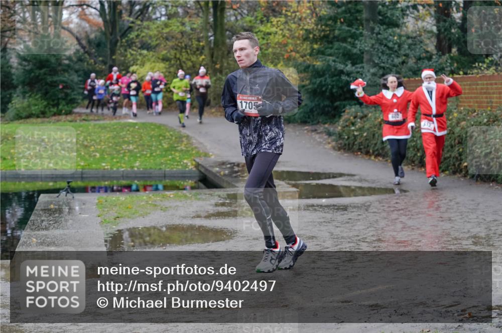 07.12.2025 - St. Pauli X-Mass-Run No. 15 Michael Burmester http://msf.ph/oto/9402497 07.12.2025 10:42:53 Laufen 1705, 602, 1512 meine-sportfotos.de