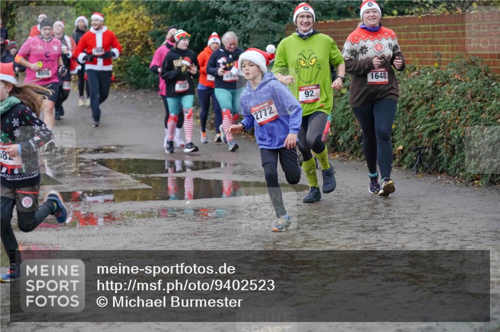 07.12.2025 - St. Pauli X-Mass-Run No. 15 Michael Burmester http://msf.ph/oto/9402523 07.12.2025 10:43:03 Laufen 582, 4000, 69, 702, 2772, 92, 1648 meine-sportfotos.de