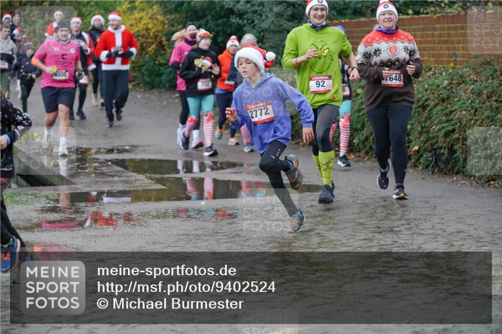 07.12.2025 - St. Pauli X-Mass-Run No. 15 Michael Burmester http://msf.ph/oto/9402524 07.12.2025 10:43:03 Laufen 4000, 702, 15, 2772, 92, 648 meine-sportfotos.de