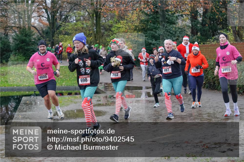 07.12.2025 - St. Pauli X-Mass-Run No. 15 Michael Burmester http://msf.ph/oto/9402545 07.12.2025 10:43:08 Laufen 4000, 698, 697, 702, 18, 297, 3999 meine-sportfotos.de