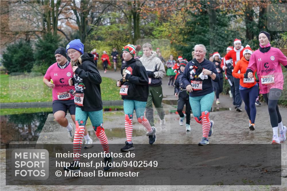 07.12.2025 - St. Pauli X-Mass-Run No. 15 Michael Burmester http://msf.ph/oto/9402549 07.12.2025 10:43:09 Laufen 4000, 698, 697, 702, 297, 3999 meine-sportfotos.de