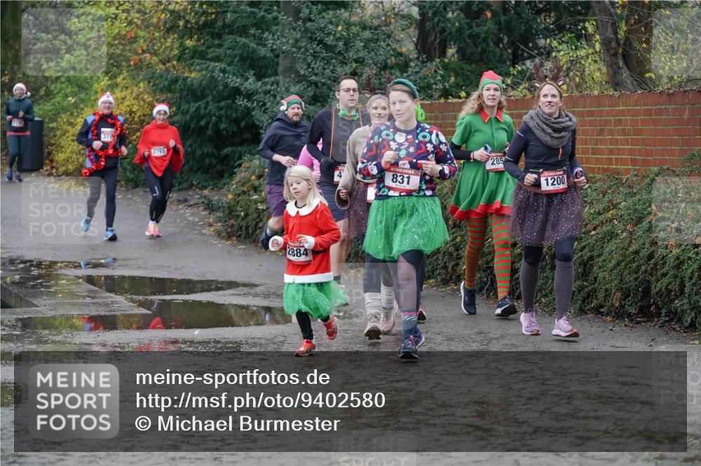 07.12.2025 - St. Pauli X-Mass-Run No. 15 Michael Burmester http://msf.ph/oto/9402580 07.12.2025 10:43:16 Laufen 2791, 2884, 831, 285, 1200 meine-sportfotos.de