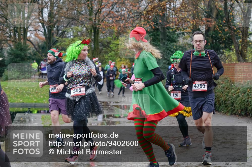 07.12.2025 - St. Pauli X-Mass-Run No. 15 Michael Burmester http://msf.ph/oto/9402600 07.12.2025 10:43:20 Laufen 766, 305, 126, 4793 meine-sportfotos.de