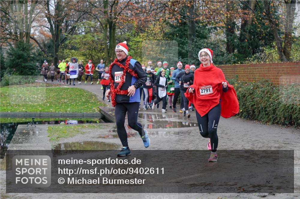 07.12.2025 - St. Pauli X-Mass-Run No. 15 Michael Burmester http://msf.ph/oto/9402611 07.12.2025 10:43:24 Laufen 137, 3, 1630, 2791 meine-sportfotos.de