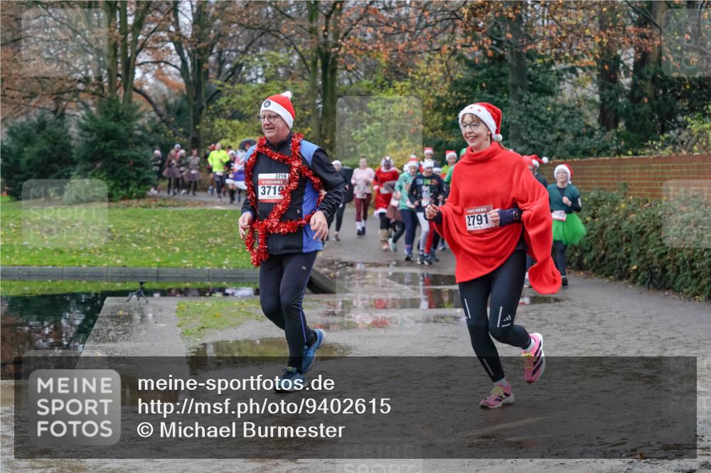 07.12.2025 - St. Pauli X-Mass-Run No. 15 Michael Burmester http://msf.ph/oto/9402615 07.12.2025 10:43:24 Laufen 3719, 3719, 2791, 1492 meine-sportfotos.de