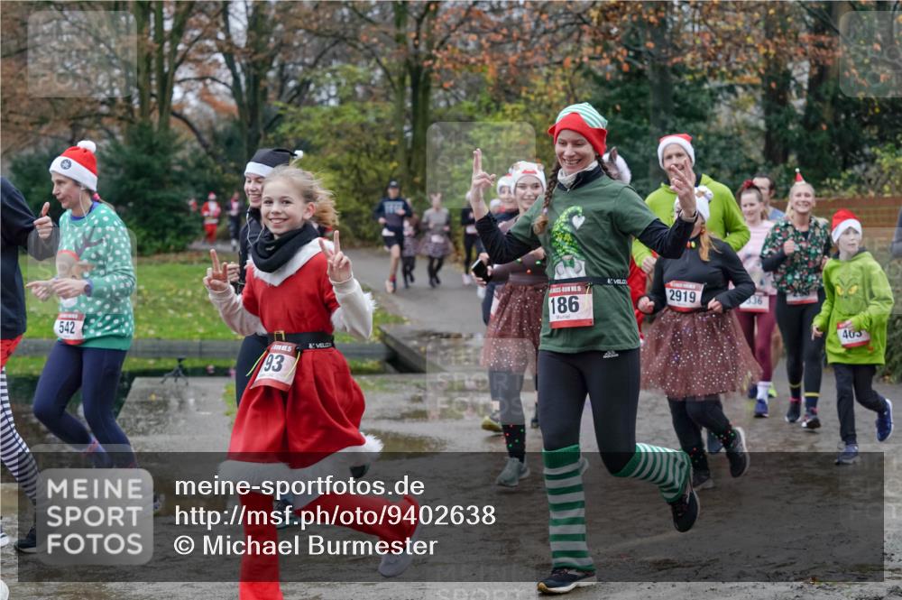 07.12.2025 - St. Pauli X-Mass-Run No. 15 Michael Burmester http://msf.ph/oto/9402638 07.12.2025 10:43:33 Laufen 542, 15, 93, 15, 186, 2919, 336, 403 meine-sportfotos.de