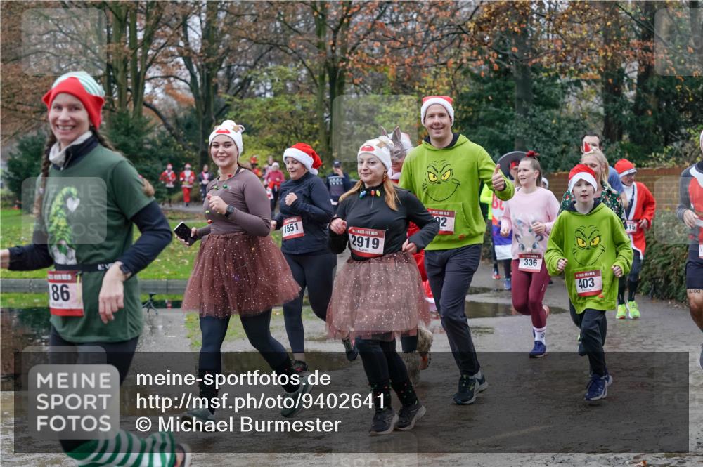07.12.2025 - St. Pauli X-Mass-Run No. 15 Michael Burmester http://msf.ph/oto/9402641 07.12.2025 10:43:34 Laufen 86, 1551, 2919, 2, 336, 403, 15 meine-sportfotos.de